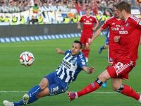 墨尔本胜利1-0清莱联取亚冠小组赛开门红，托伊沃宁点射制胜